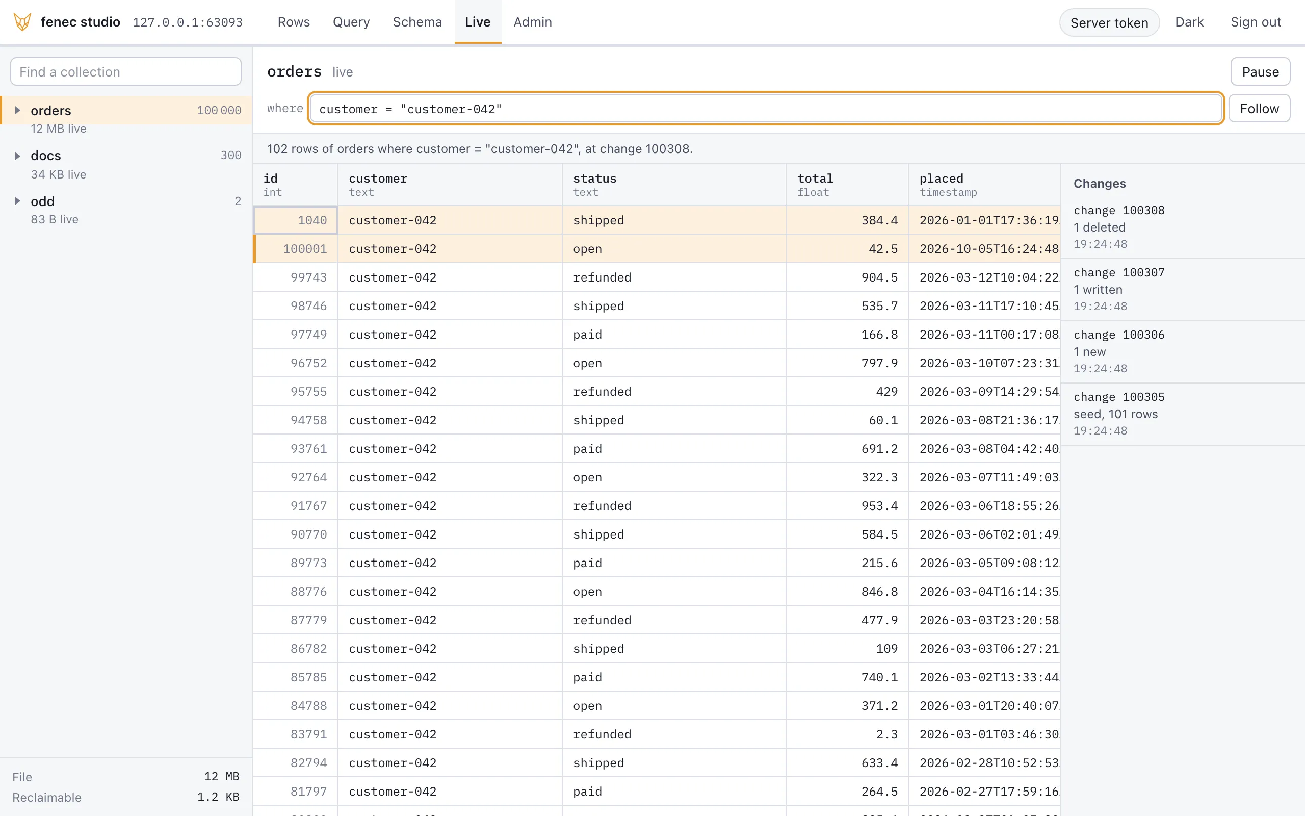fenec studio's live view, light: the orders of one customer, a new row and a rewritten one marked at the top, and the changes listed on the right with their change numbers
